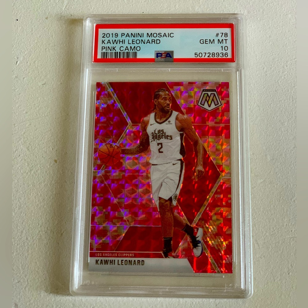 Kawhi Leonard 2019 Panini Mosaic Pink Camo PSA 10
